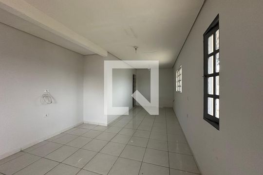 Sala de casa para alugar com 1 quarto, 50m² em Jardim Belval, Barueri