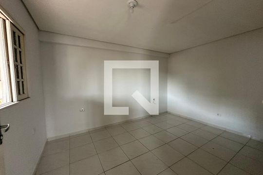 Sala de casa para alugar com 1 quarto, 50m² em Jardim Belval, Barueri