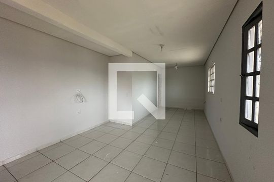 Sala de casa para alugar com 1 quarto, 50m² em Jardim Belval, Barueri