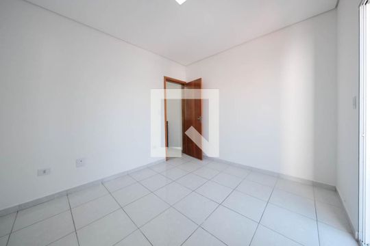 Suíte de casa para alugar com 2 quartos, 100m² em Vila Salete Penha, São Paulo