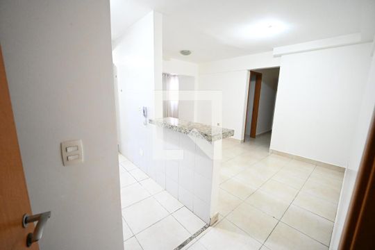 Sala de apartamento para alugar com 2 quartos, 64m² em Parque Amazonia, Goiânia