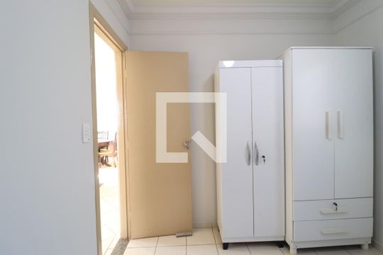 Quarto 1 de apartamento para alugar com 2 quartos, 65m² em Tubalina, Uberlândia