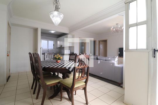 Sala de apartamento para alugar com 2 quartos, 65m² em Tubalina, Uberlândia