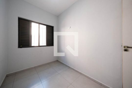 Quarto 2 de casa à venda com 5 quartos, 260m² em Vila Libanesa, São Paulo