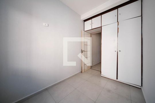 Quarto 2 de casa à venda com 5 quartos, 260m² em Vila Libanesa, São Paulo