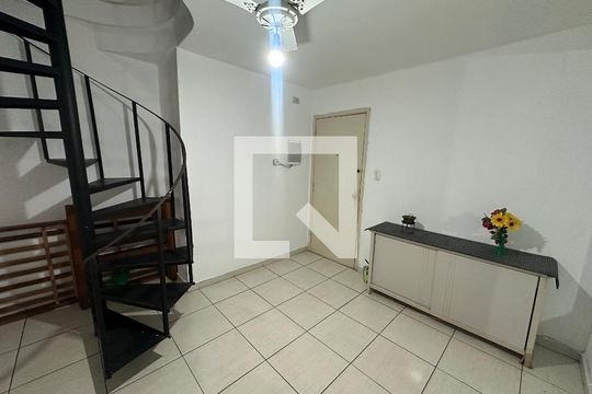 Apartamento para alugar com 1 quarto, 60m² em Centro, São Vicente