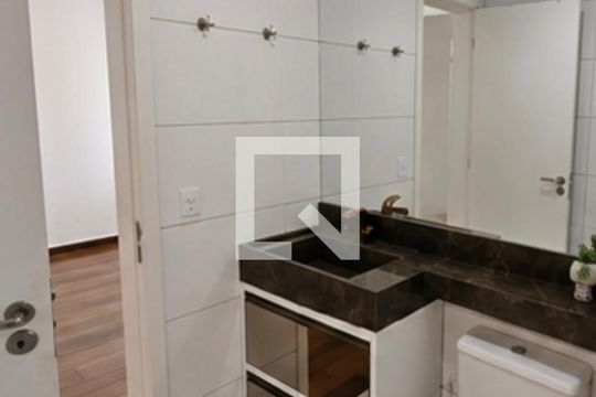 Banheiro de apartamento para alugar com 2 quartos, 51m² em Weissópolis, Pinhais