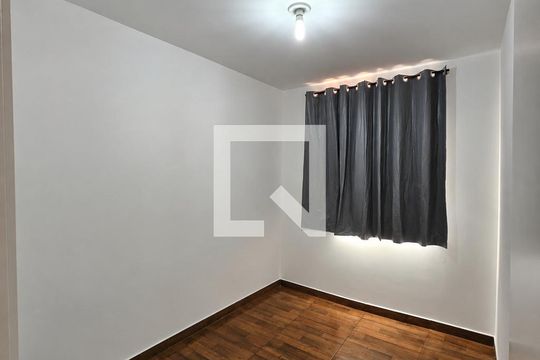 Quarto de apartamento para alugar com 2 quartos, 51m² em Weissópolis, Pinhais