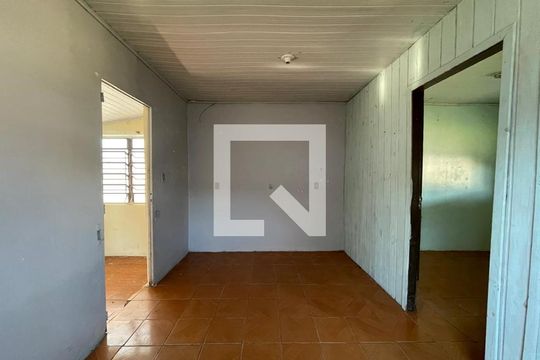 Sala de casa para alugar com 1 quarto, 28m² em Scharlau, São Leopoldo
