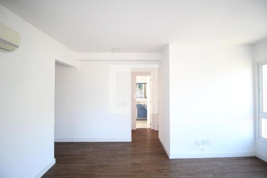 Sala de apartamento para alugar com 2 quartos, 80m² em Petrópolis, Porto Alegre
