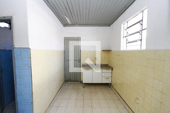 Cozinha de casa para alugar com 2 quartos, 150m² em Jardim Montanhês, Belo Horizonte