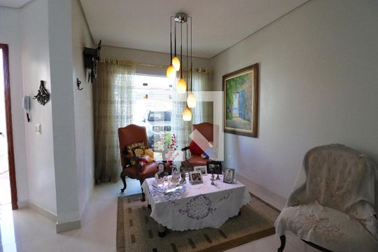 Sala de casa à venda com 5 quartos, 248m² em Campo Grande, São Paulo