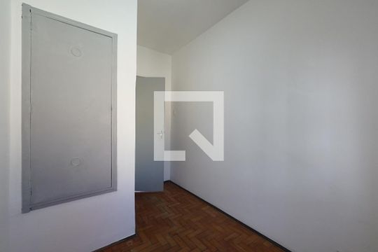 Quarto 1 de casa de condomínio para alugar com 2 quartos, 65m² em Cambuci, São Paulo