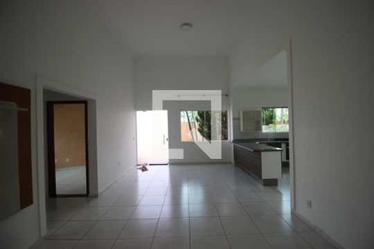 Casa de Condomínio para alugar com 3 quartos, 200m² em Caguaçu, Sorocaba
