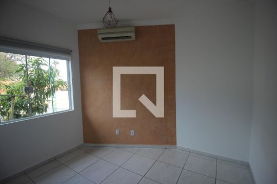 Casa de Condomínio para alugar com 3 quartos, 200m² em Caguaçu, Sorocaba