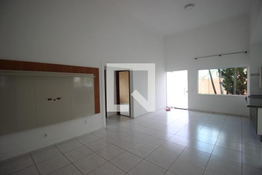 Casa de Condomínio para alugar com 3 quartos, 200m² em Caguaçu, Sorocaba