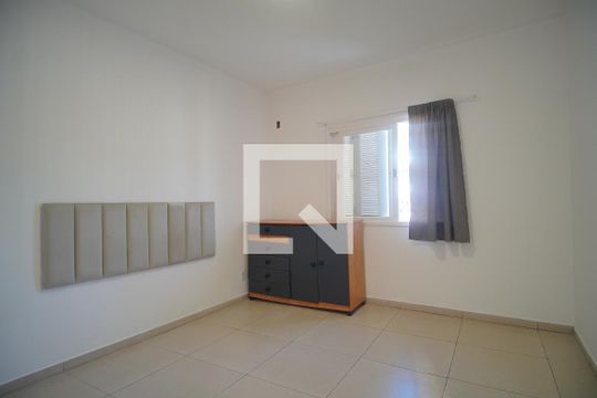 Quarto 1 de casa para alugar com 2 quartos, 70m² em Campestre, São Leopoldo