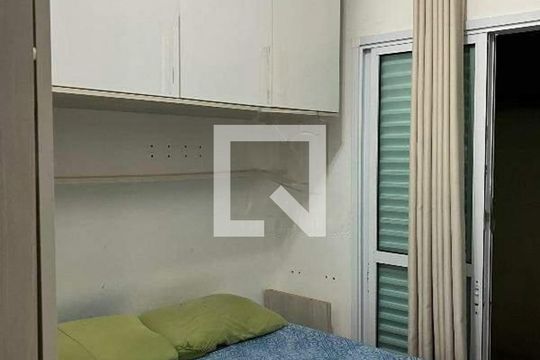 Apartamento à venda com 2 quartos, 40m² em Vila Lucinda, Santo André