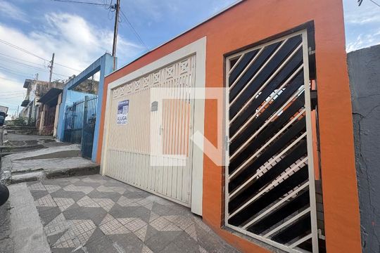 Fachada de casa para alugar com 2 quartos, 250m² em Jardim Novo Carrao, São Paulo