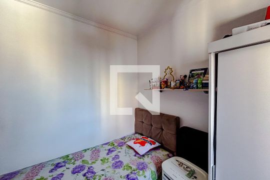 Quarto 1 de apartamento para alugar com 2 quartos, 57m² em Vila Esperança, São Paulo