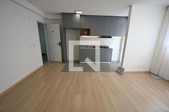 Apartamento para alugar com 2 quartos, 52m² em Vila Rosa, Goiânia