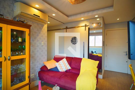 Apartamento à venda com 2 quartos, 48m² em Jardim Lindóia, Porto Alegre