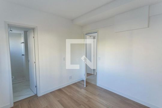 Suíte 1 de apartamento à venda com 2 quartos, 77m² em Santa Efigênia, Belo Horizonte
