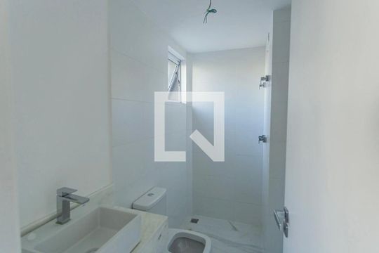 Suíte 1 - Banheiro  de apartamento à venda com 2 quartos, 77m² em Santa Efigênia, Belo Horizonte