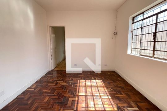 Casa à venda com 2 quartos, 69m² em Jardim Cláudia, São Paulo