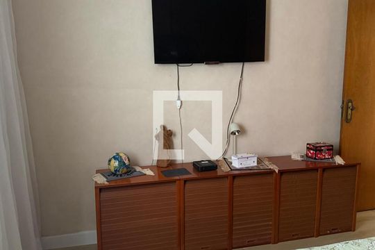 Quarto de casa à venda com 2 quartos, 106m² em Mirandópolis, São Paulo