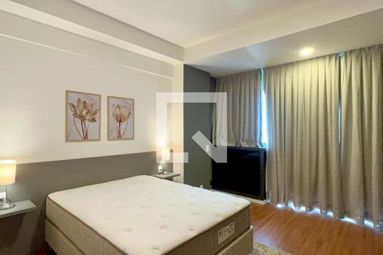 Studio de kitnet/studio para alugar com 1 quarto, 25m² em Pinheiros, São Paulo
