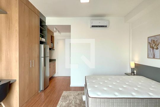 Studio de kitnet/studio para alugar com 1 quarto, 25m² em Pinheiros, São Paulo