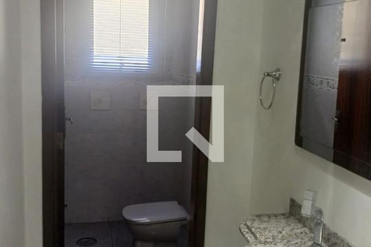 Casa para alugar com 4 quartos, 250m² em Jardim Nossa Senhora do Carmo, São Paulo