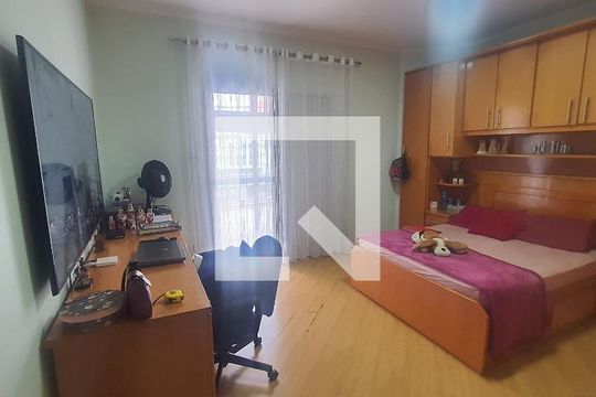 Casa para alugar com 4 quartos, 250m² em Jardim Nossa Senhora do Carmo, São Paulo