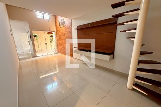 Casa para alugar com 3 quartos, 100m² em Vila Independencia, Piracicaba