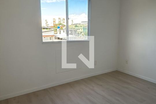 Quarto de apartamento para alugar com 2 quartos, 48m² em Anchieta, Rio de Janeiro