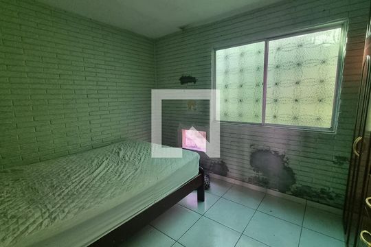 Quarto de casa à venda com 5 quartos, 200m² em Campo Grande, Rio de Janeiro