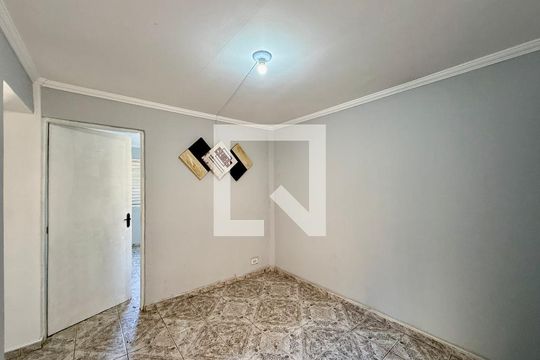 Sala de apartamento para alugar com 2 quartos, 50m² em Jardim Novo Santo Amaro, São Paulo