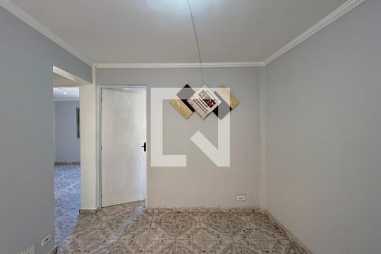 Sala de apartamento para alugar com 2 quartos, 50m² em Jardim Novo Santo Amaro, São Paulo