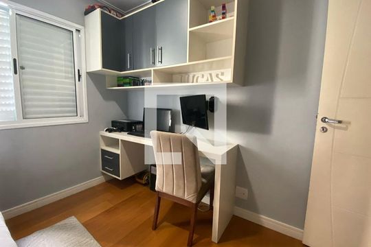 Quarto de apartamento à venda com 3 quartos, 81m² em Vila Cruz das Almas, São Paulo