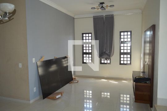 Sala de TV de casa para alugar com 3 quartos, 260m² em Ribeirânia, Ribeirão Preto