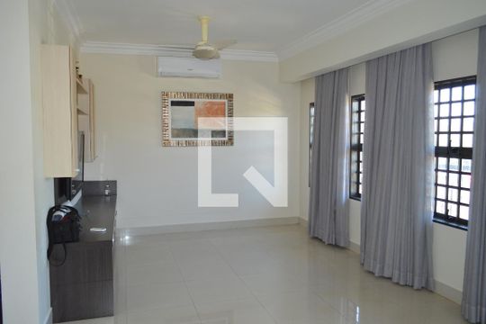 Casa para alugar com 3 quartos, 260m² em Ribeirânia, Ribeirão Preto