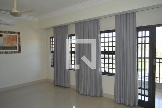 Sala de casa para alugar com 3 quartos, 260m² em Ribeirânia, Ribeirão Preto