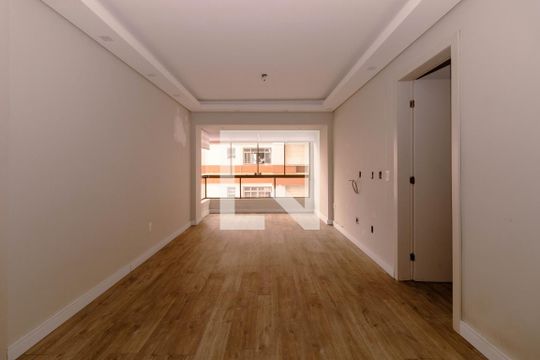 Sala de apartamento para alugar com 1 quarto, 78m² em Petrópolis, Porto Alegre