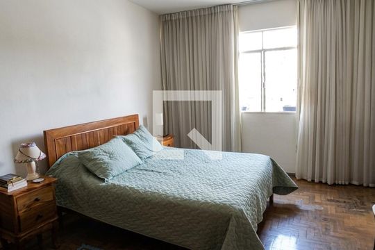 Quarto de apartamento para alugar com 3 quartos, 150m² em Gutierrez, Belo Horizonte