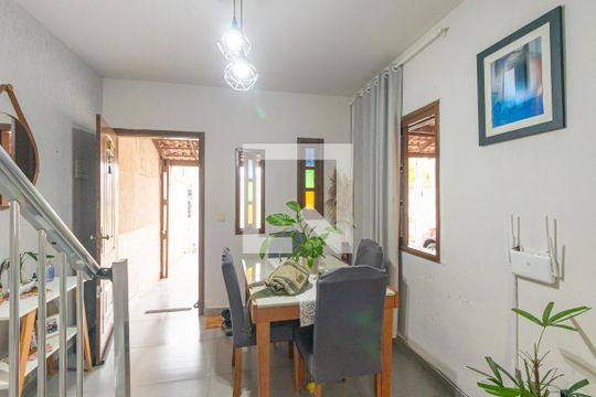 Casa à venda com 3 quartos, 126m² em Harmonia, Canoas