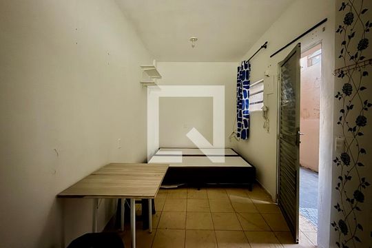 Sala/Quarto de casa para alugar com 1 quarto, 30m² em Campo Belo, São Paulo