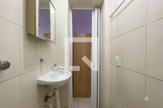 Banheiro  de casa para alugar com 1 quarto, 30m² em Campo Belo, São Paulo
