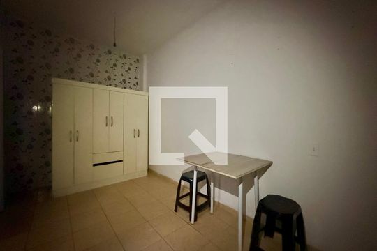 Sala/Quarto de casa para alugar com 1 quarto, 30m² em Campo Belo, São Paulo