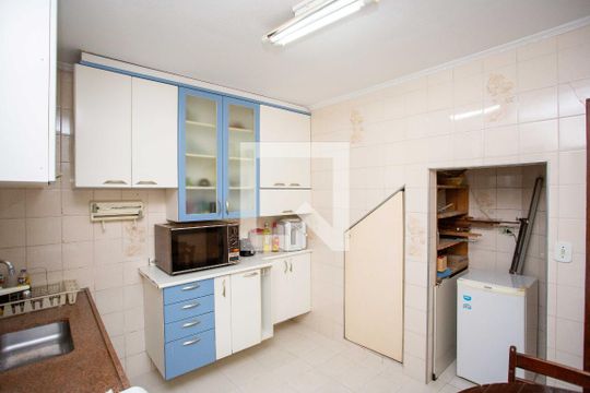 Cozinha de casa à venda com 4 quartos, 105m² em Vila Clara, São Paulo